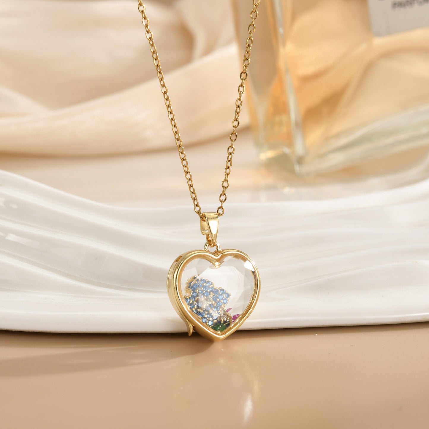 Personalisierte Halskette im europäischen und amerikanischen Retro-Stil mit offenem und geschlossenem Hohlbox-Design aus 18-karätigem Gold, farbbeständig