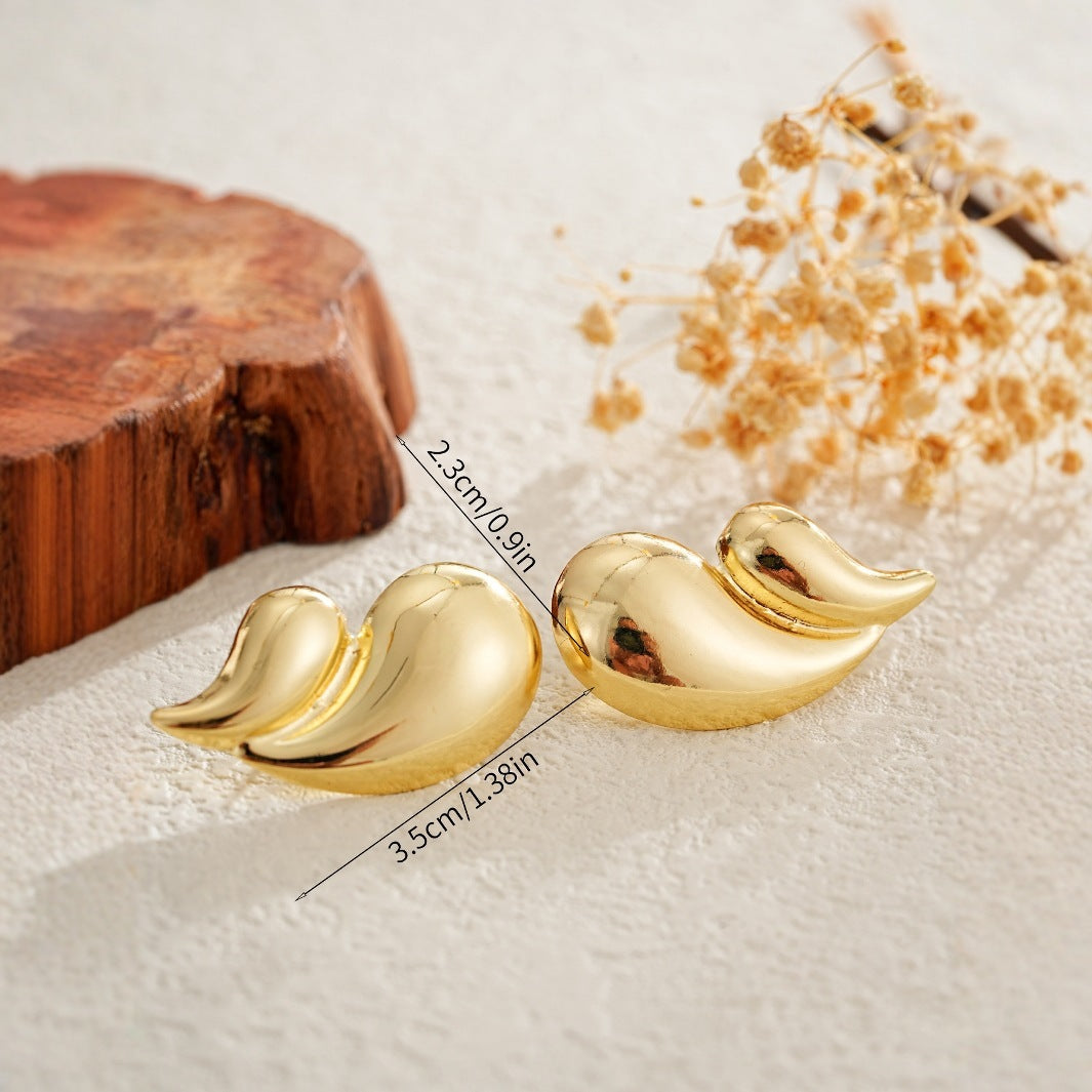 Modische und minimalistische, personalisierbare Ohrringe in Tropfenform – vielseitig einsetzbar