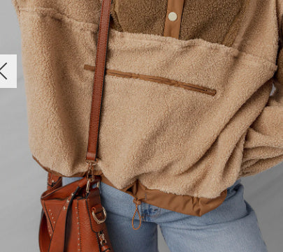 Two-tone Collage Polyester Fiber Sweatshirt